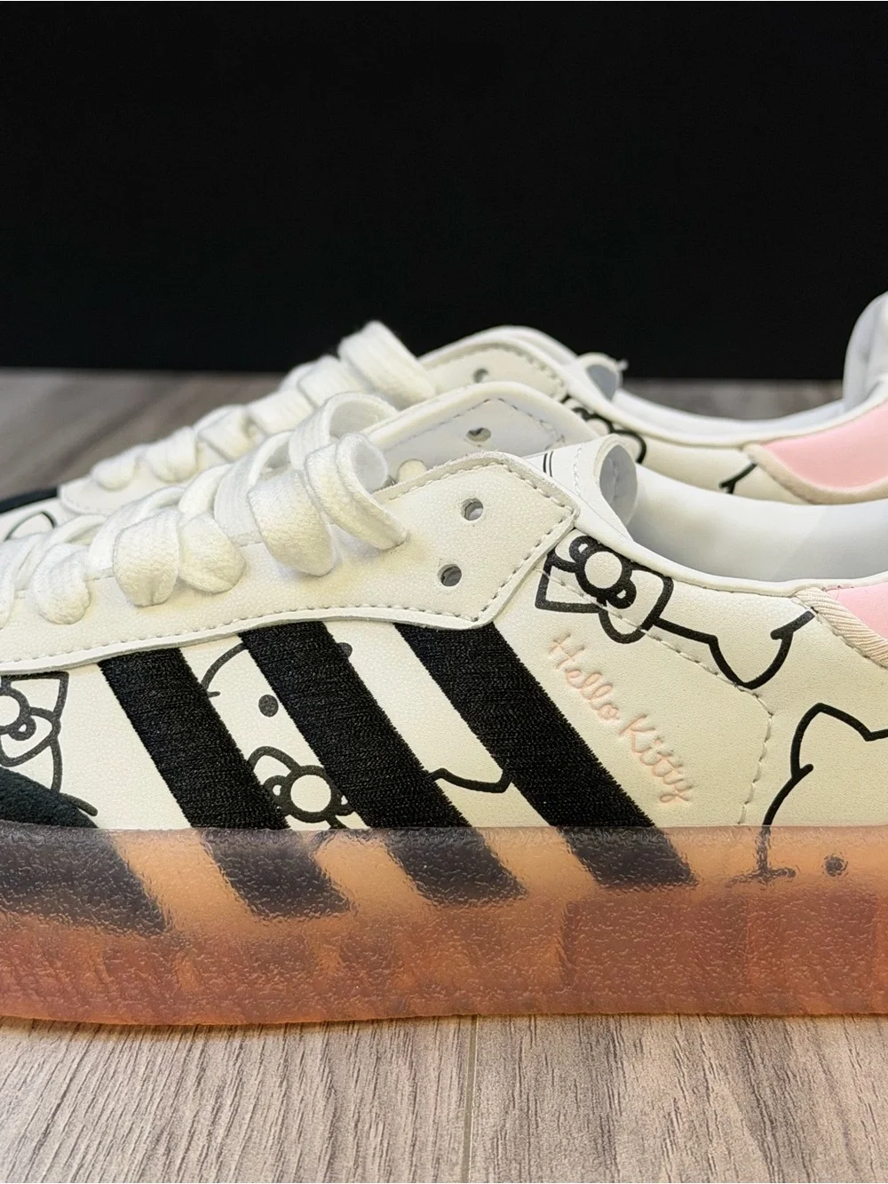 adidas Sambae Hello Kitty Platform Shoes Womens 6.5 Off White Black IG4450 NEW